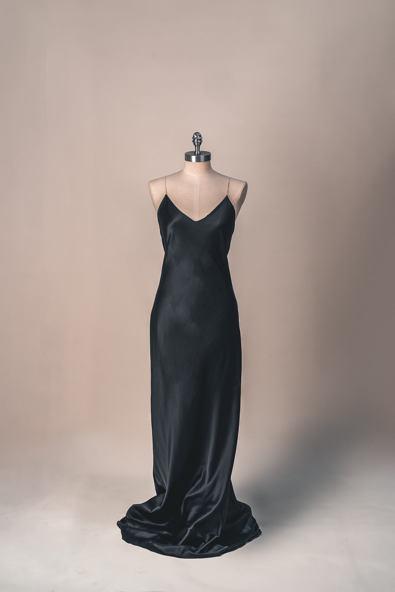 Perfect Simple Black Evening Dress