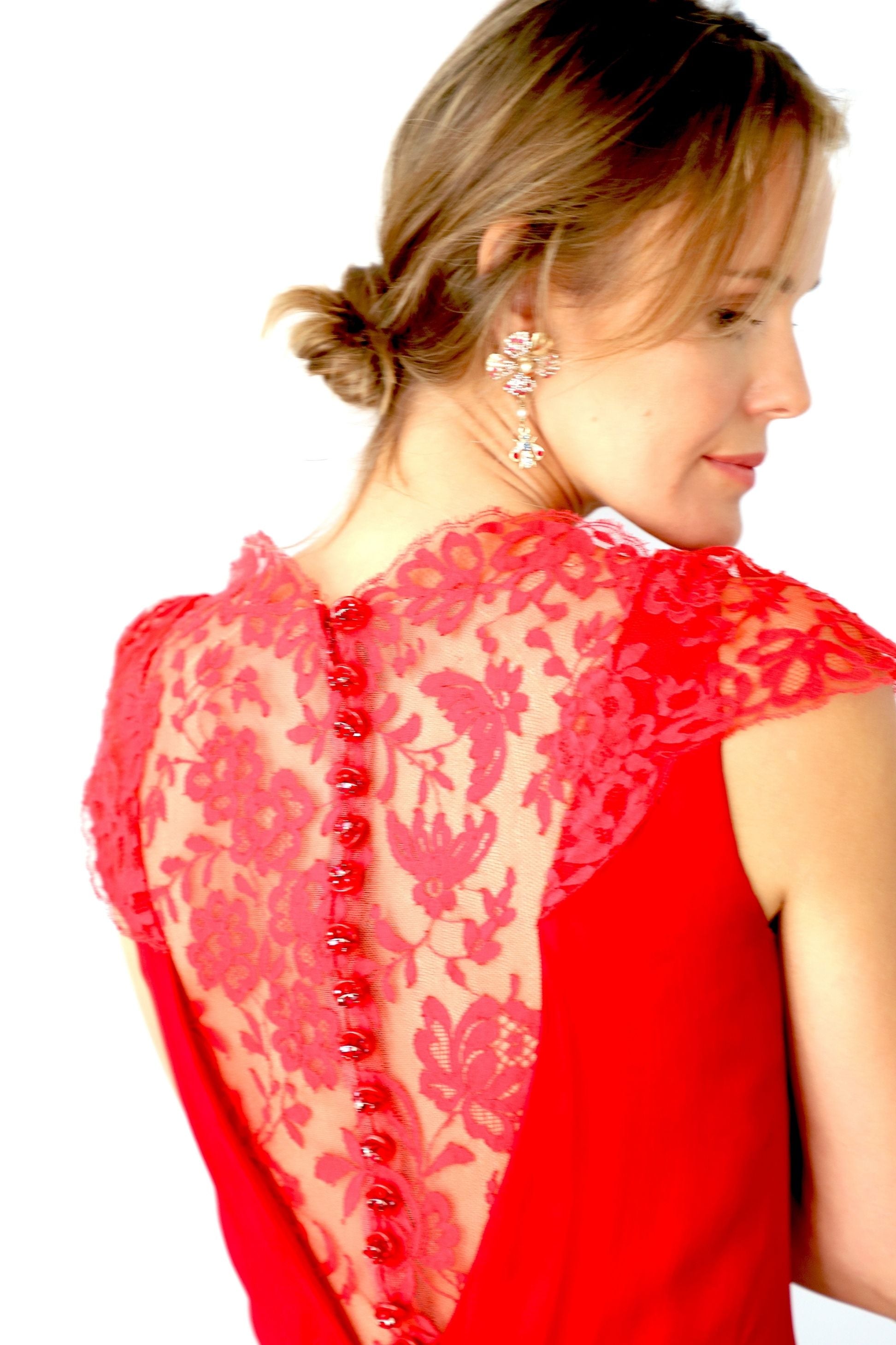 grace kelly red lace dress Talking Film Costume: Grace Kelly in Dial M for Murder